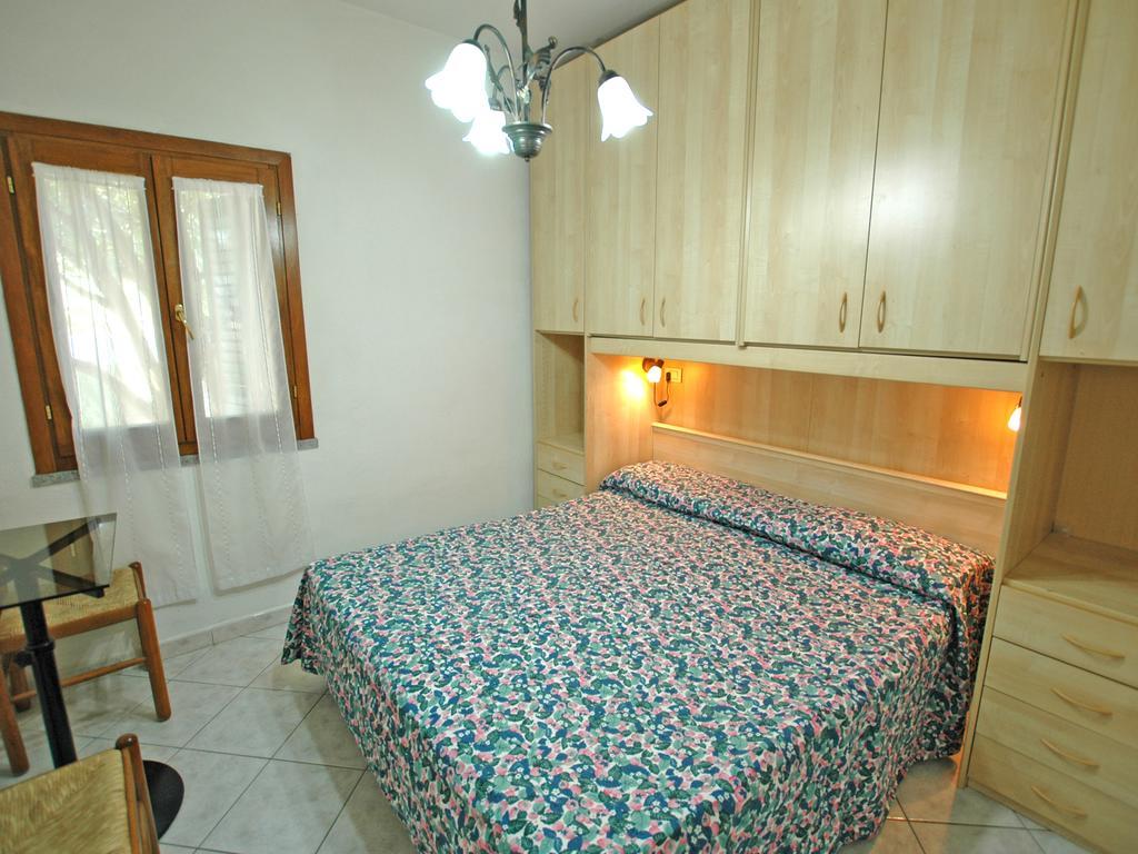 Casa Del Mandorlo Apartment Marina di Campo Room photo